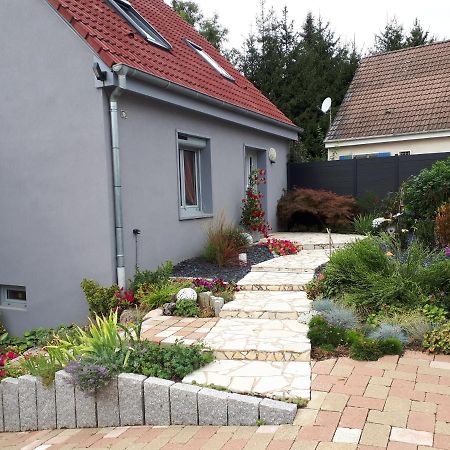 Gite Terre D'Helene 4 A 5 Pers Proche Strasbourg 42 M2, 3 Etoiles, Wifi, Paisible, Jardin, Proche Commerces,16 Atouts, Animaux Acceptes Berstett Zewnętrze zdjęcie